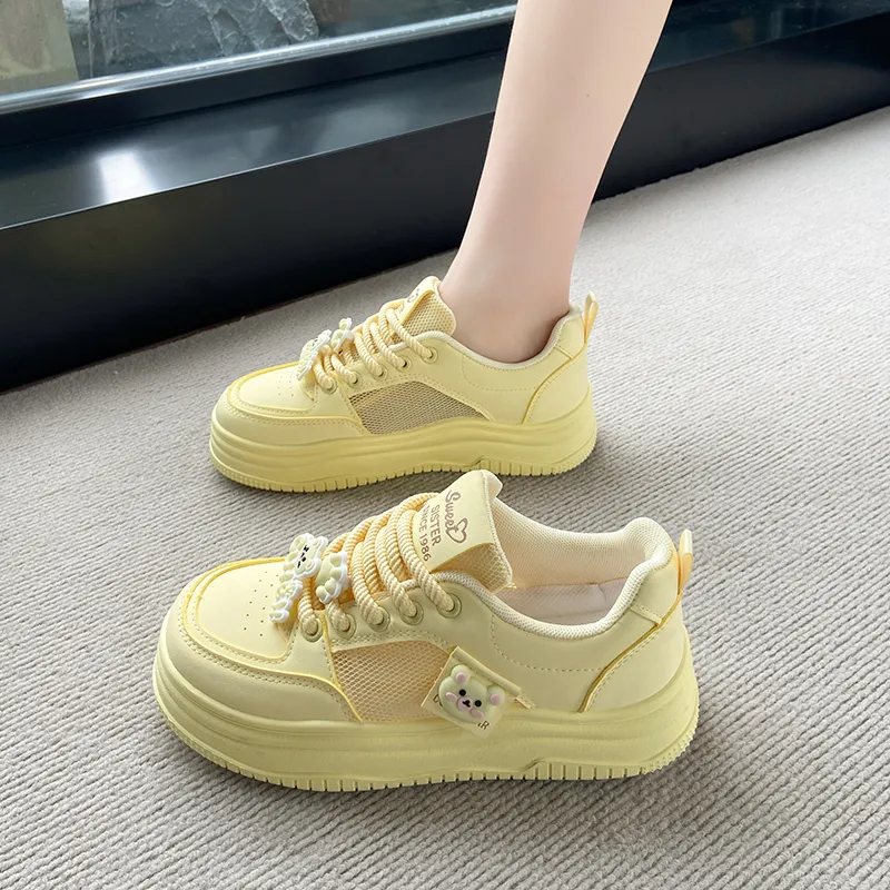 BANWEIDIYA Low Top Skateboard Shoes Women's-6