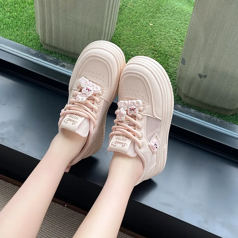 BANWEIDIYA Low Top Skateboard Shoes Women's-10