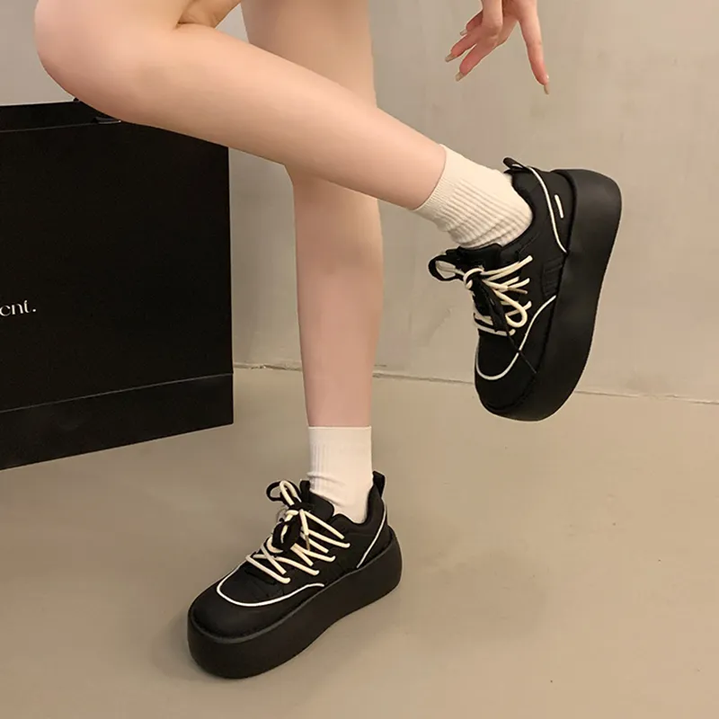 BANWEIDIYA Low Top Skateboard Shoes Women's-3