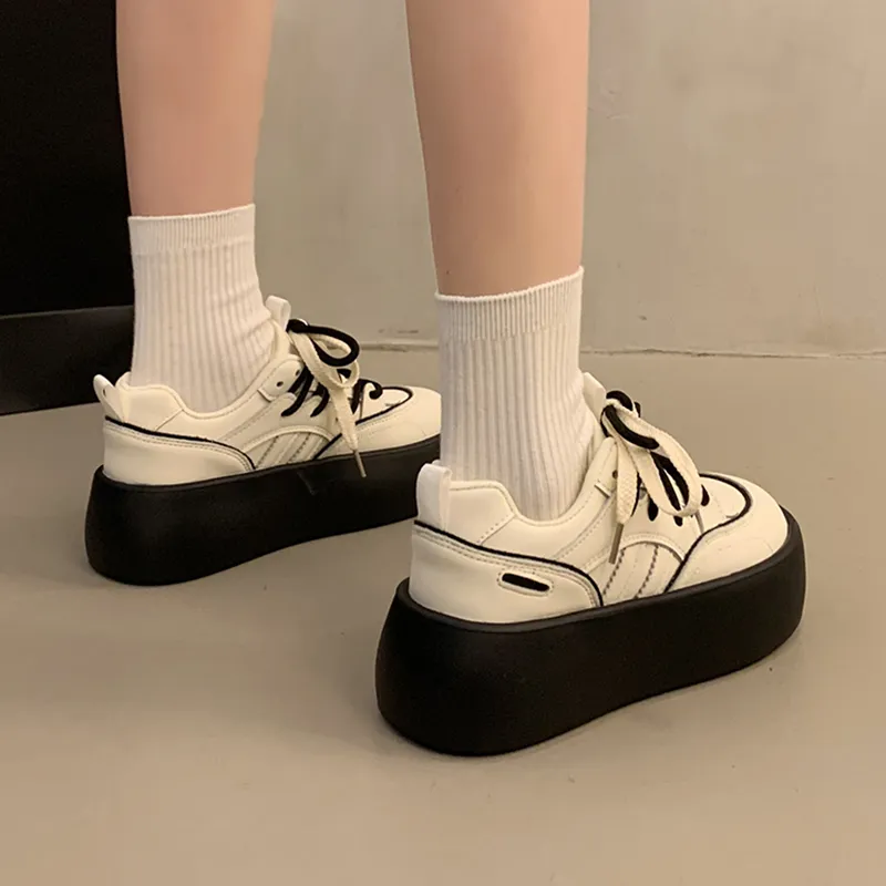 BANWEIDIYA Low Top Skateboard Shoes Women's-7