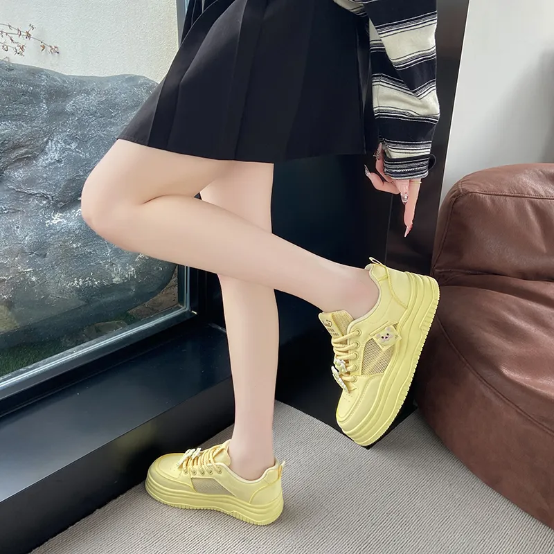 BANWEIDIYA Low Top Skateboard Shoes Women's-7