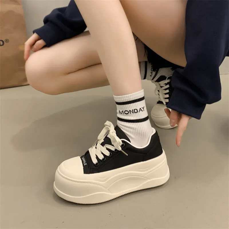 BANWEIDIYA Abrasion Resistant Height Increasing Low Top Skateboard Shoes Women's-3