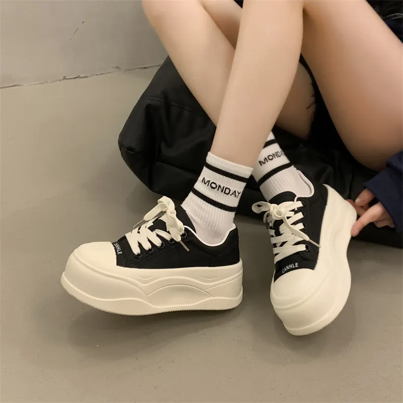 BANWEIDIYA Abrasion Resistant Height Increasing Low Top Skateboard Shoes Women's-2