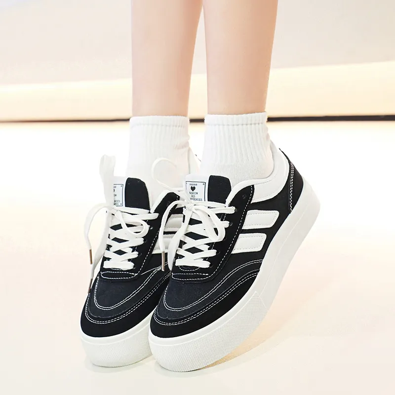 BANWEIDIYA Low Top Skateboard Shoes Women's-10