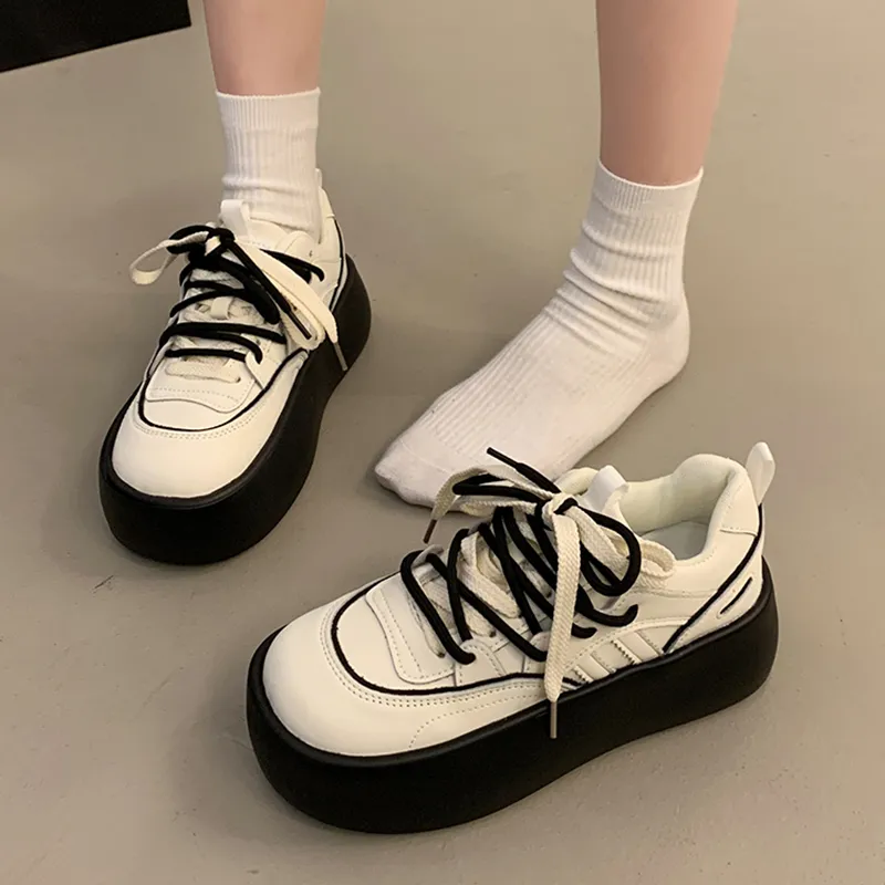 BANWEIDIYA Low Top Skateboard Shoes Women's-5