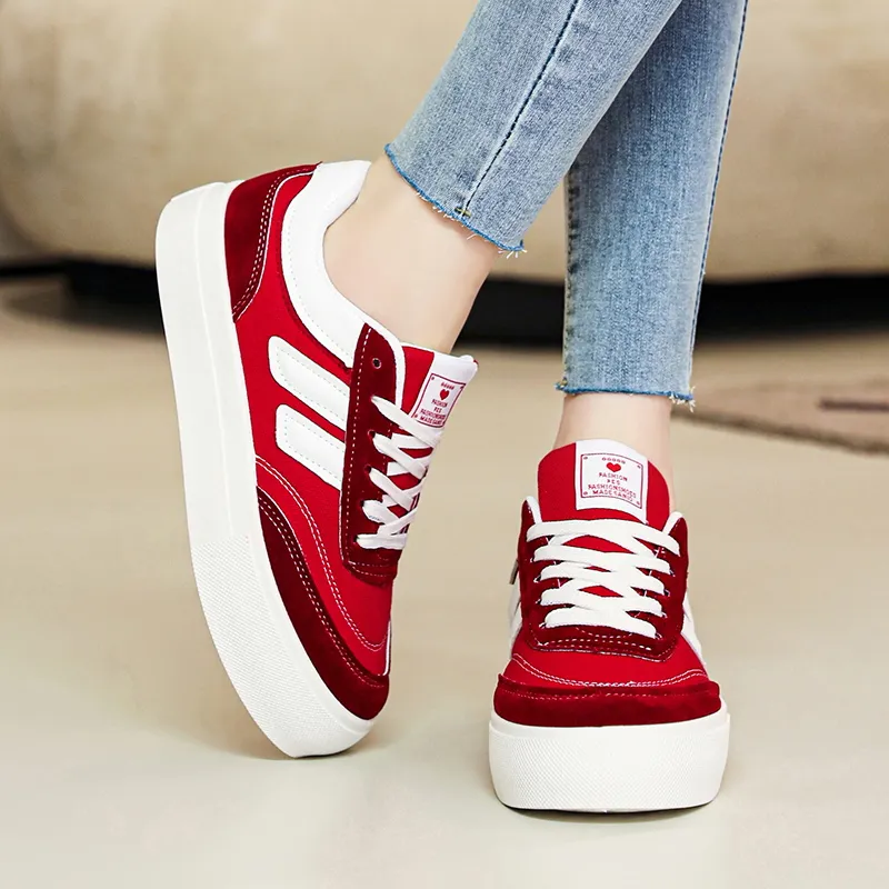 BANWEIDIYA Low Top Skateboard Shoes Women's-6