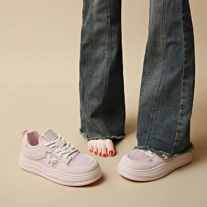 BANWEIDIYA Low Top Skateboard Shoes Women's-1
