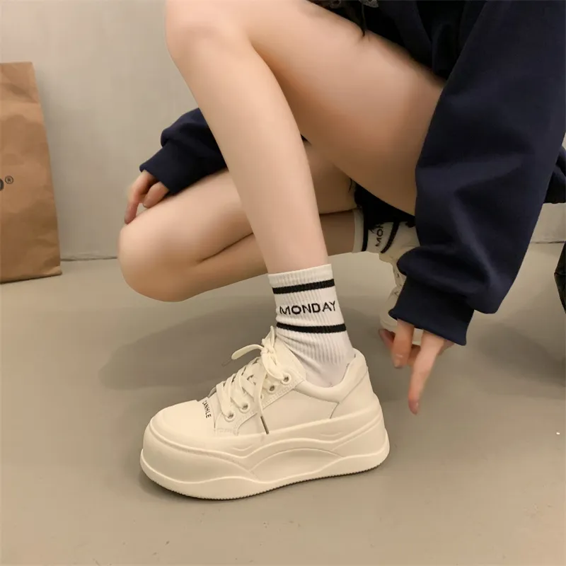 BANWEIDIYA Abrasion Resistant Height Increasing Low Top Skateboard Shoes Women's-10
