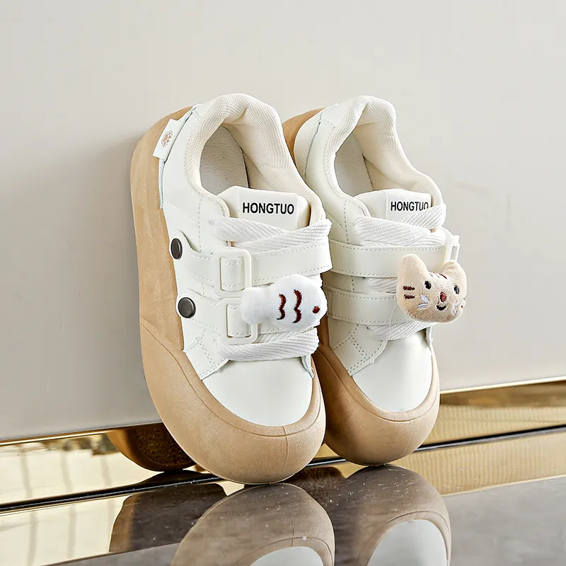 BANWEIDIYA Anti Slip And Wear Resistant Height Increasing Low Top Skateboard Shoes Women's-1