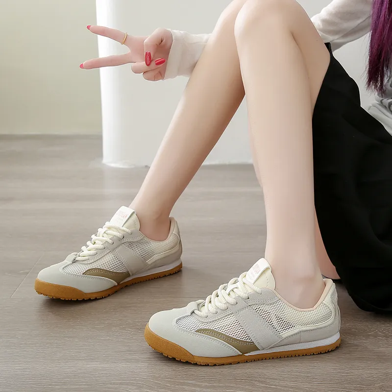 BANWEIDIYA Slip Resistant Low Top Casual Shoes Women's-2