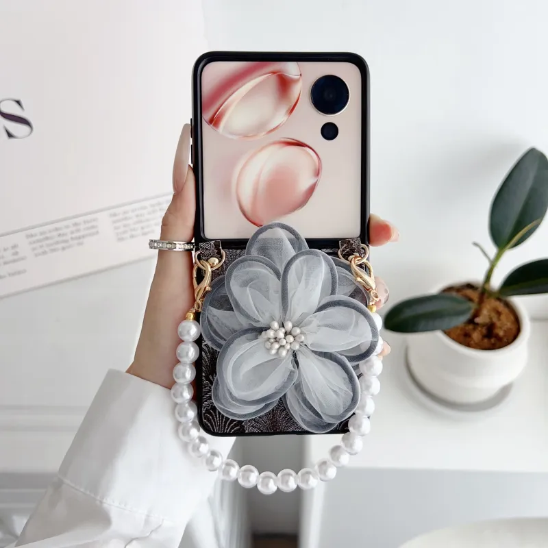 ZHUOJI PC Material Shell Textured Lace Sand Pearl Bracelet Foldable Phone Case Compatible With Samsung Flip5/ZFlip6-3