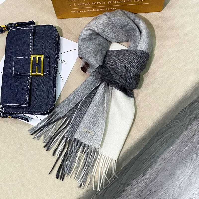 MILLIE'S Wool Knit Scarves Unisex-4