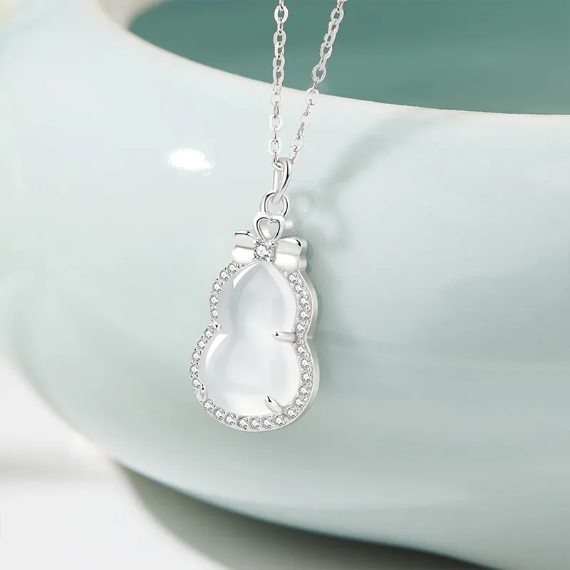 FR Chalcedony Necklaces Women's-2