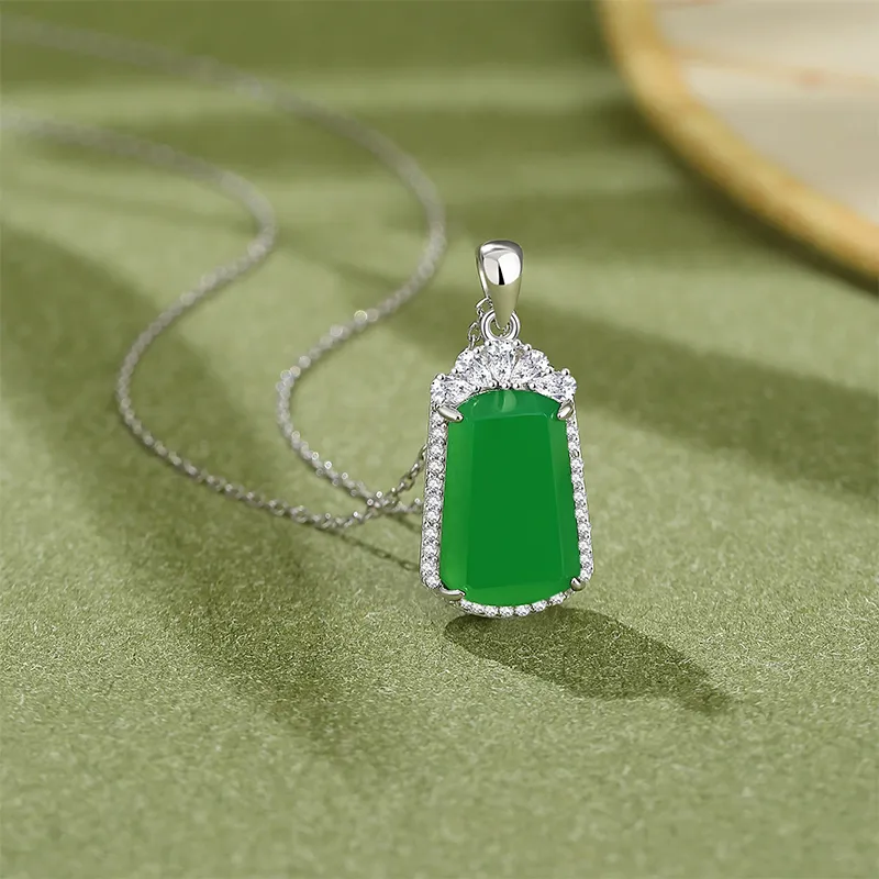 FR Chalcedony Necklaces Women's-3