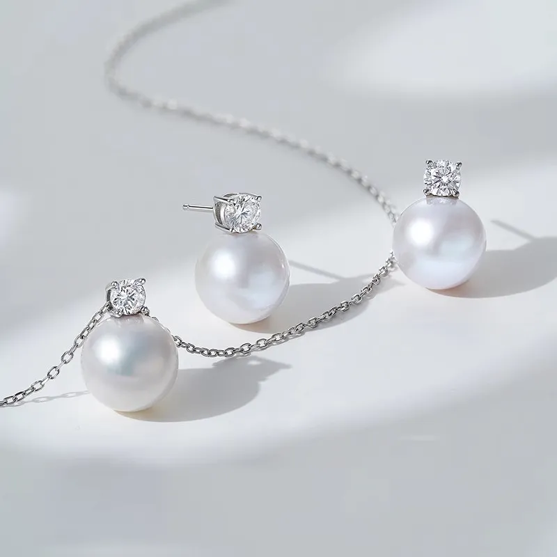 FR Freshwater Pearl Necklaces Women's-1