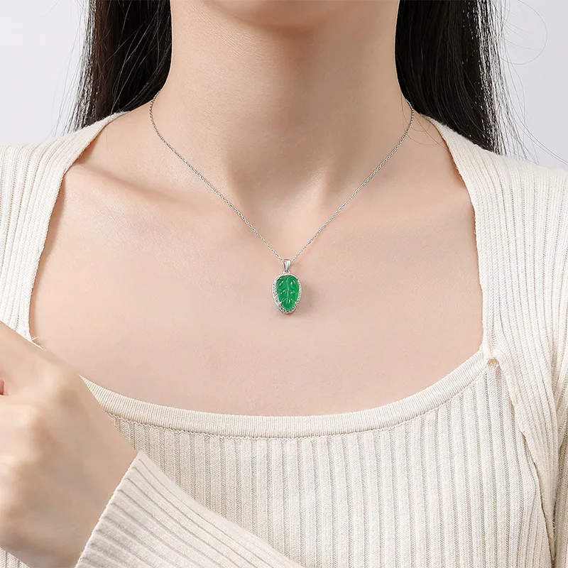 FR Chalcedony Necklaces Women's-4