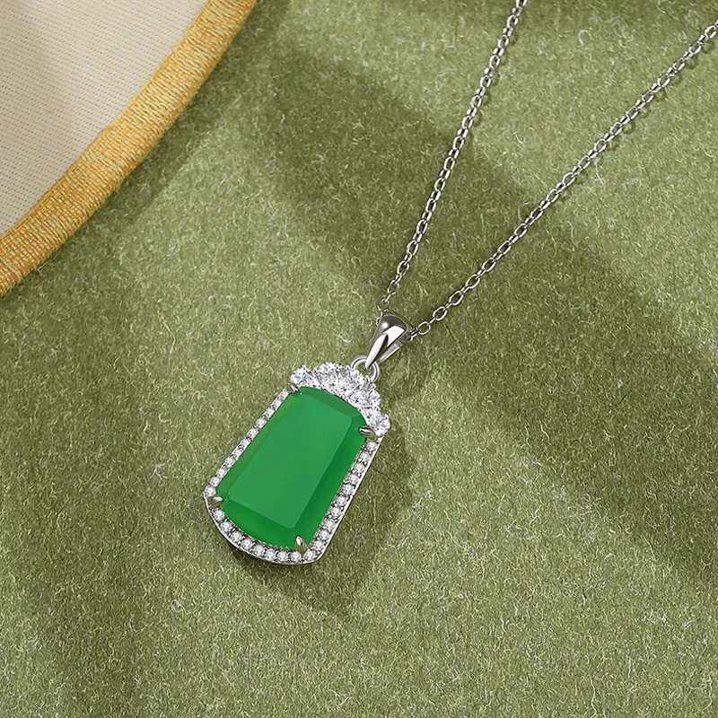 FR Chalcedony Necklaces Women's-2