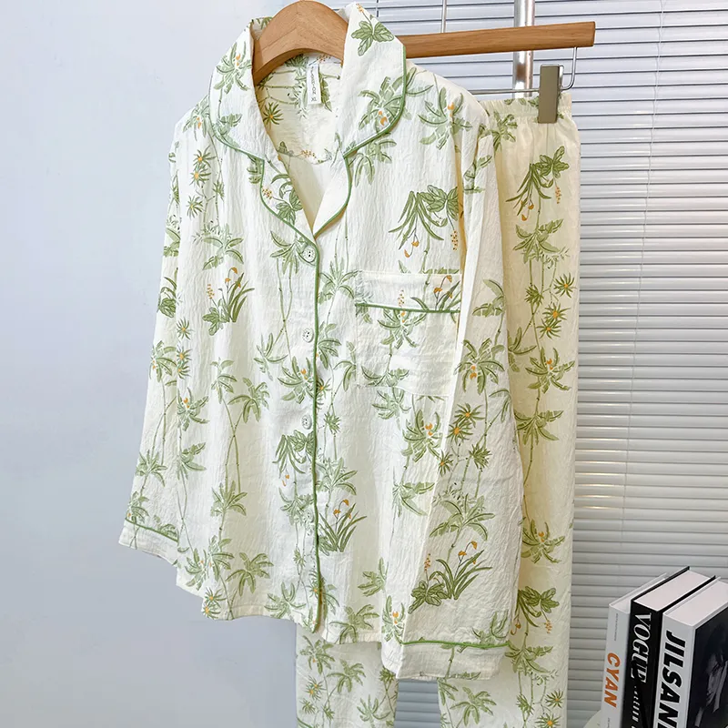 Sleeping Beauty Pajama Set Women's Green-3