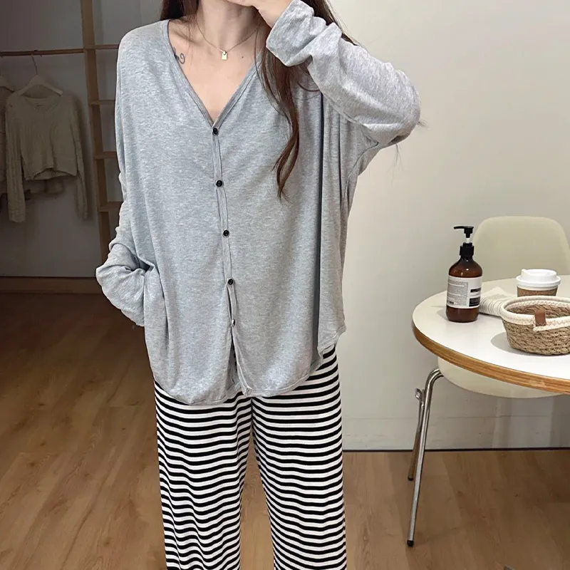 Sleeping Beauty Pajama Set Women's Silver-5