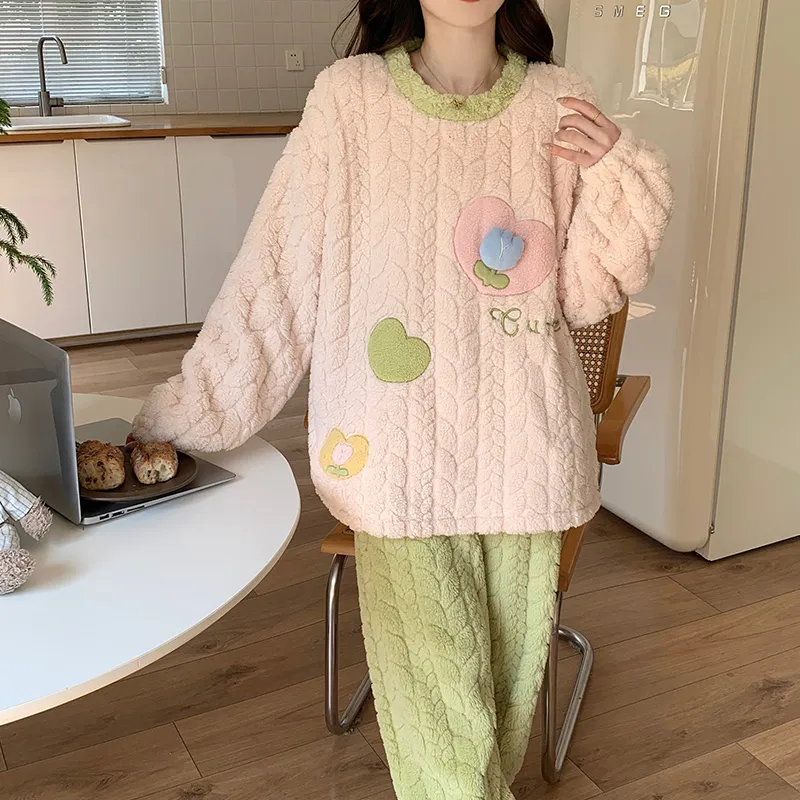 Sleeping Beauty Pajama Set Women's Light Green-5