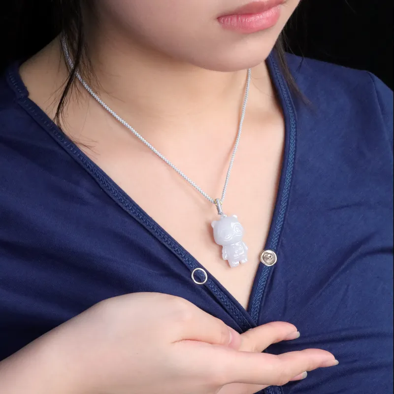 Pengshan Ice Glutinous Panda Doctor Necklace Unisex-3