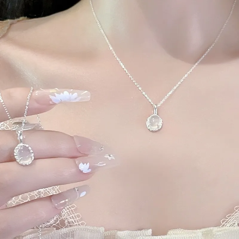 JUICY GRAPE Agate Necklaces Women's-2