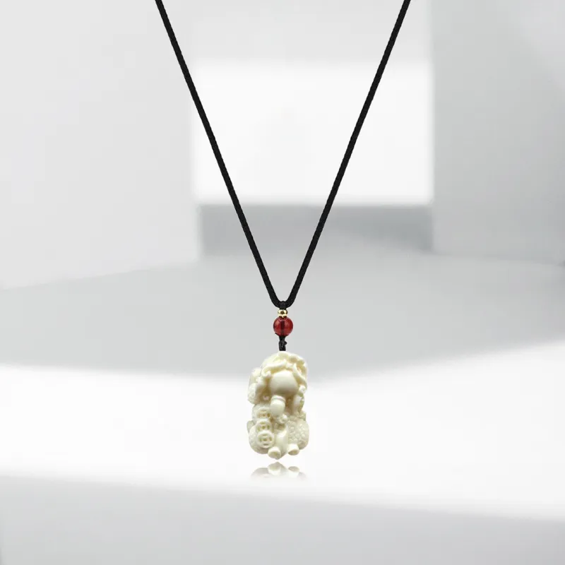 JUICY GRAPE Ivory Nut Necklaces Unisex-2
