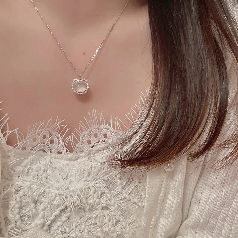JUICY GRAPE Chalcedony Necklaces Women's-3