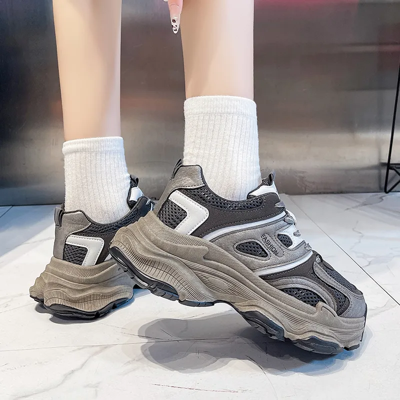 SHENGERLEIDE Abrasion Resistant Height Increasing Low Top Chunky Sneakers Women's-4