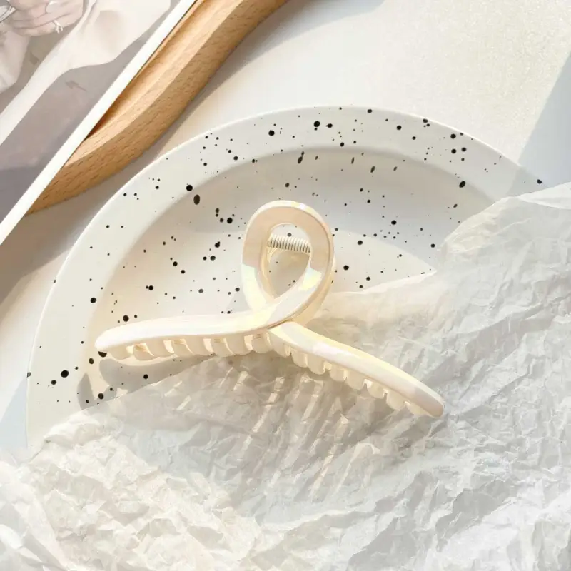 GUEXY Hair Clips Women's-13