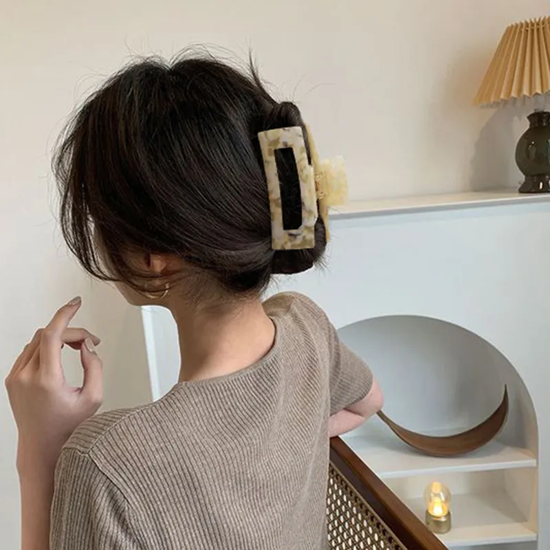 GUEXY Hair Clips Women's-2