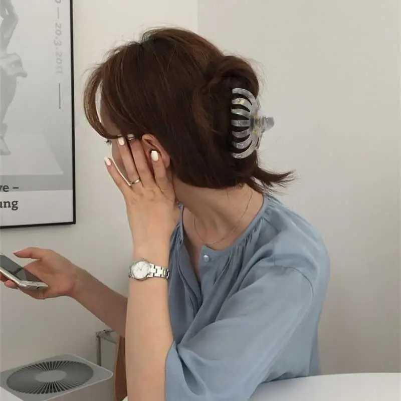 GUEXY Hair Clips Women's-10