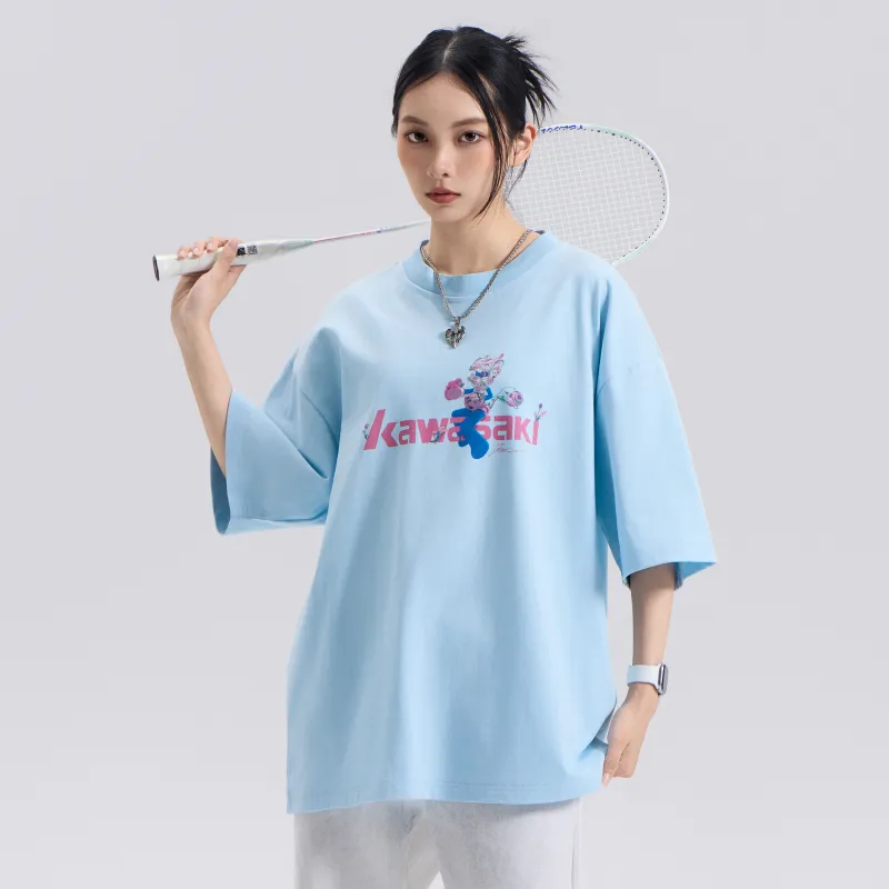 Kawasaki x SHENZHENYISHUJIAHUYUNFENGFENGZIMU LIANMINGKUAN T Shirt Unisex Sky Blue-4