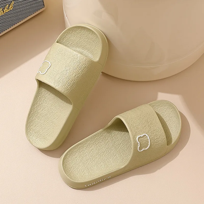 Foot Recreation Painted Bear Slippers Summer Indoor Home Bathroom Slip Resistant EVA Sandals Unisex-14