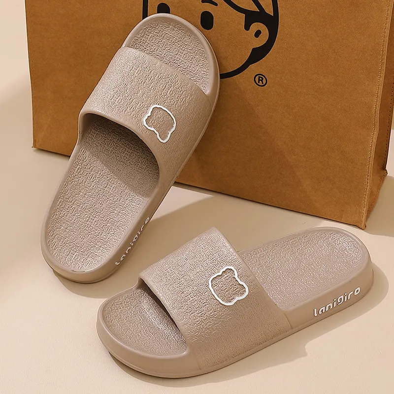 Foot Recreation Painted Bear Slippers Summer Indoor Home Bathroom Slip Resistant EVA Sandals Unisex-26