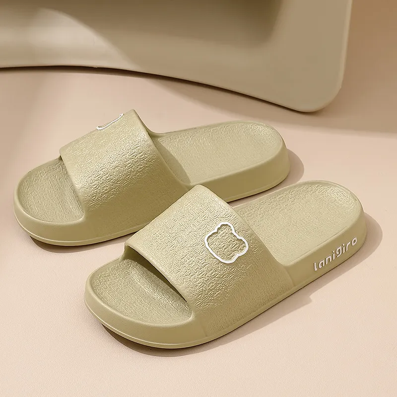 Foot Recreation Painted Bear Slippers Summer Indoor Home Bathroom Slip Resistant EVA Sandals Unisex-13