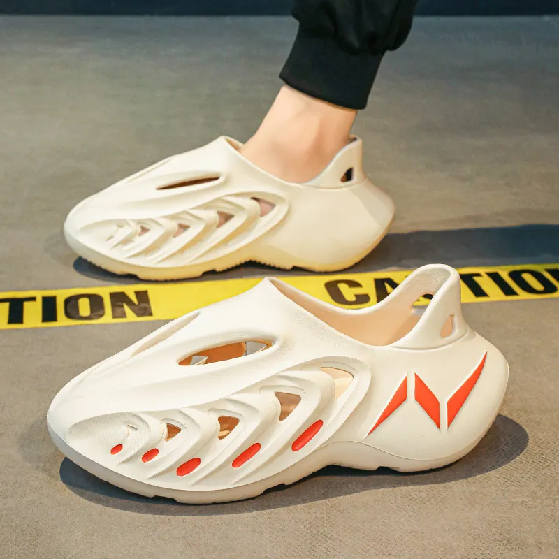 WHITE SANDS Clogs Men-13