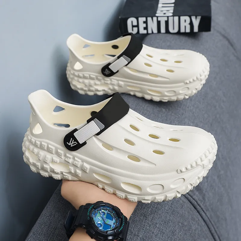 WHITE SANDS Clogs Men-8