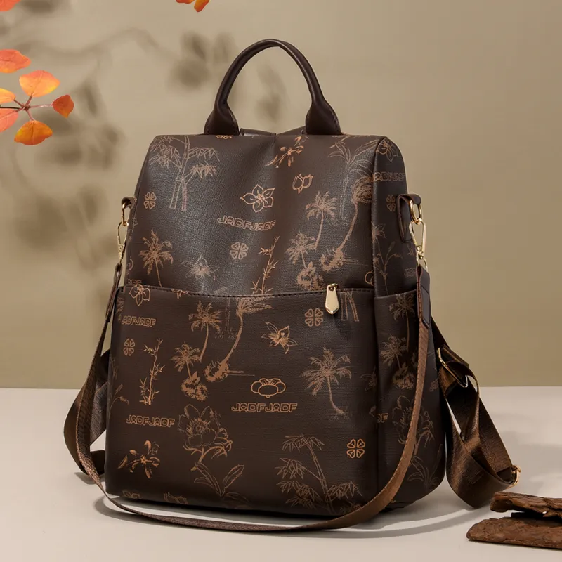 SUN EARTH &U Soft Leather Backpack Unisex Brown/White-2