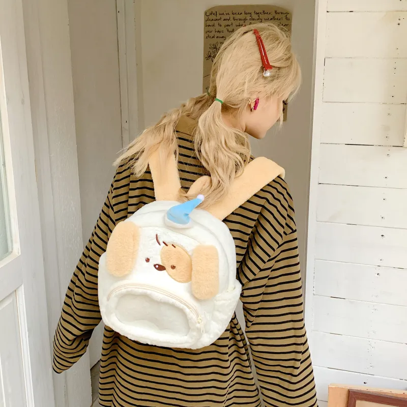 SUN ERATH&U Plush Backpack Women's White/Khaki-2