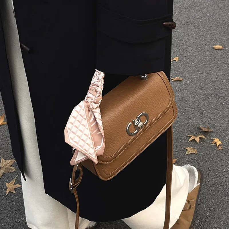 SUN ERATH&U PU Handbag Women's Silver & Yellow & Khaki & White & Black & Pink & Umber & Green & Coffee & Black-2
