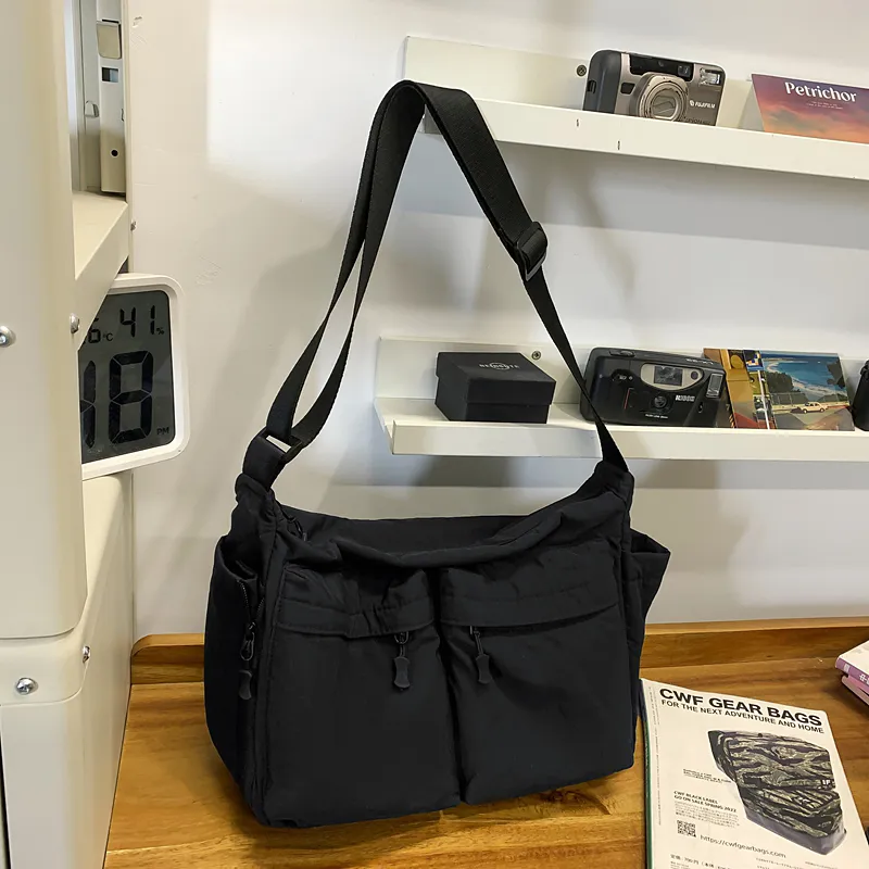 SUN EARTH &U Nylon Crossbody Bag, Shoulder Bag Unisex Black/White-1