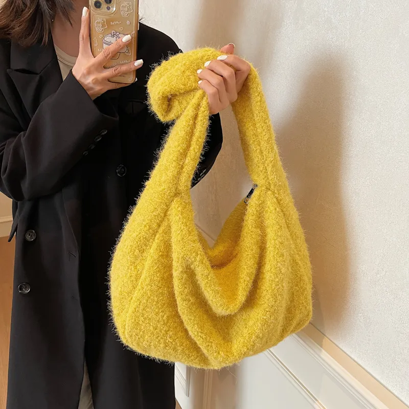 SUN ERATH&U Woolen Shoulder Bag Women's Multicolor-1