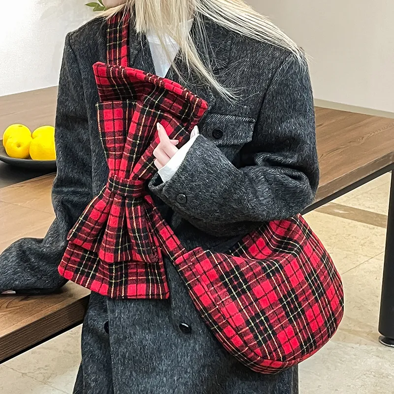 SUN ERATH&U Woolen Shoulder Bag Crossbody Bag Regular Women's Red Plaid Pattern-3