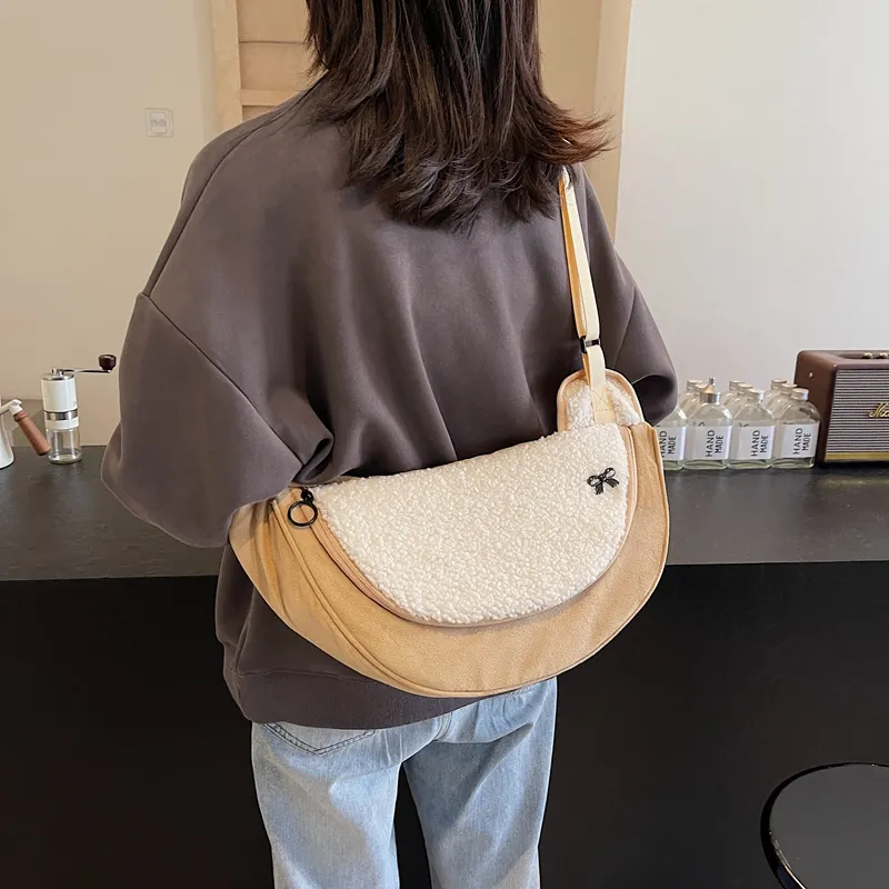 SUN ERATH&U Plush Cloth Shoulder Bag Regular Women's Multicolor-17