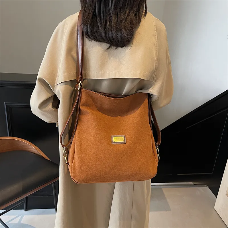SUN ERATH&U Leather Velvet Shoulder Bag Women's Multicolor-2