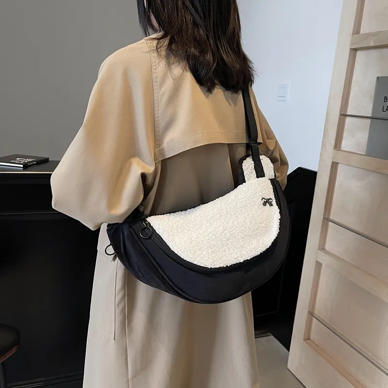 SUN ERATH&U Plush Cloth Shoulder Bag Regular Women's Multicolor-2