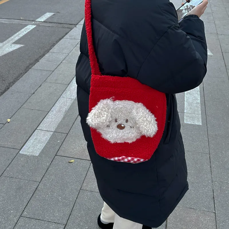 SUN ERATH&U Lambswool Crossbody Bag Women's Red Puppy-6