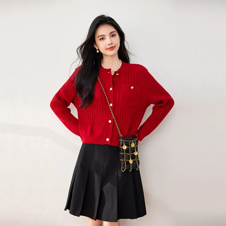 La Chapelle Knitwear Women's Red-3