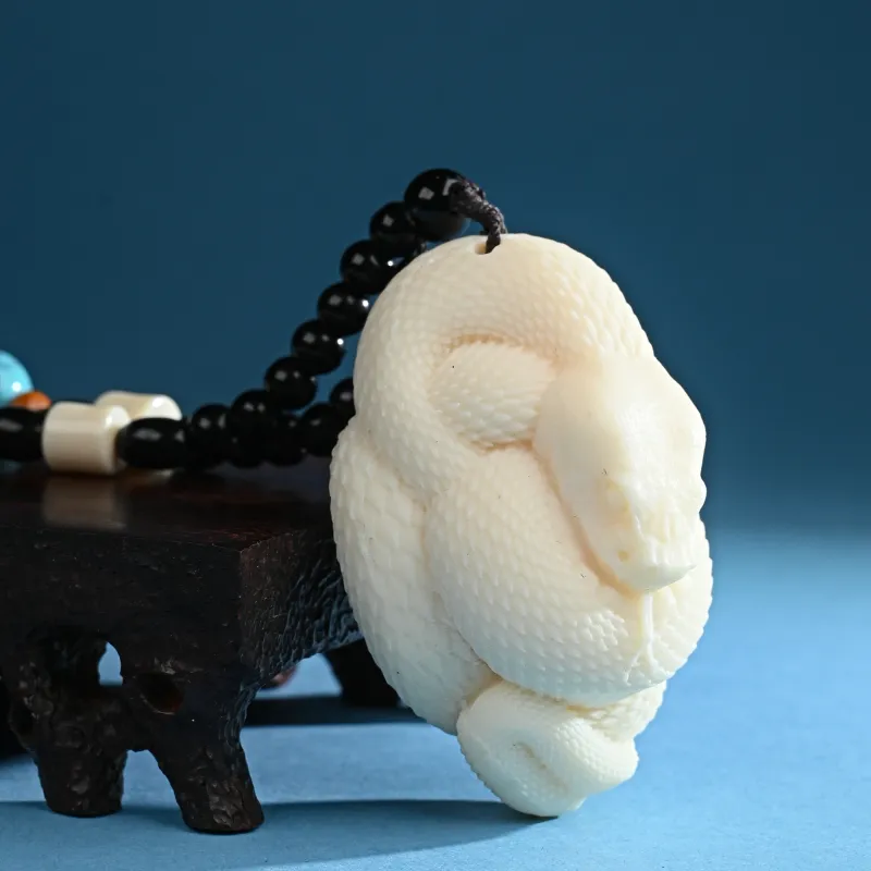 XUWU Ivory Nut Handlebar Piece Unisex-1